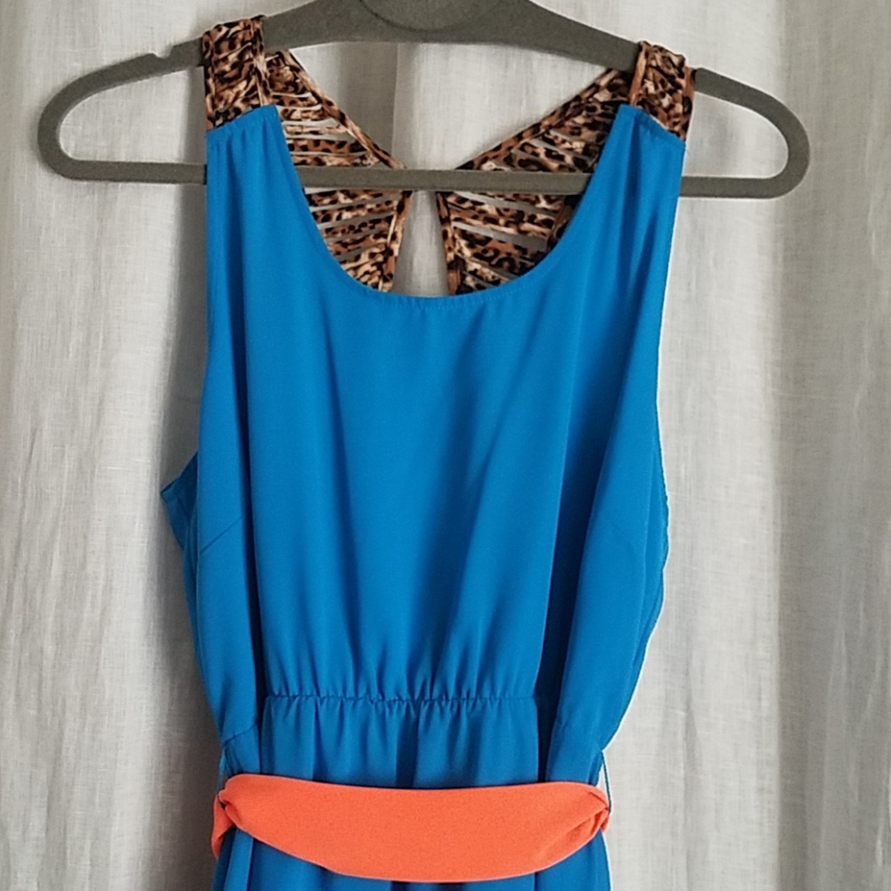 Dress - Picture 2 of 5